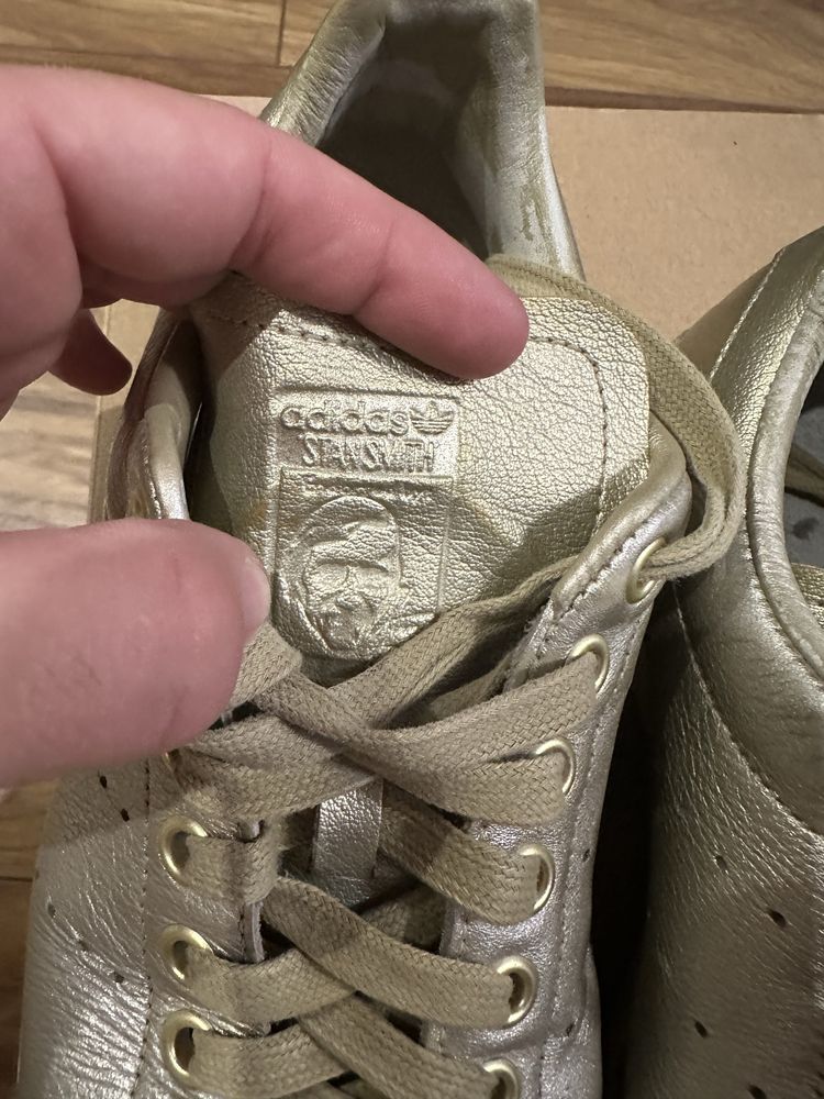 Златни кецове Adidas Stan Smith