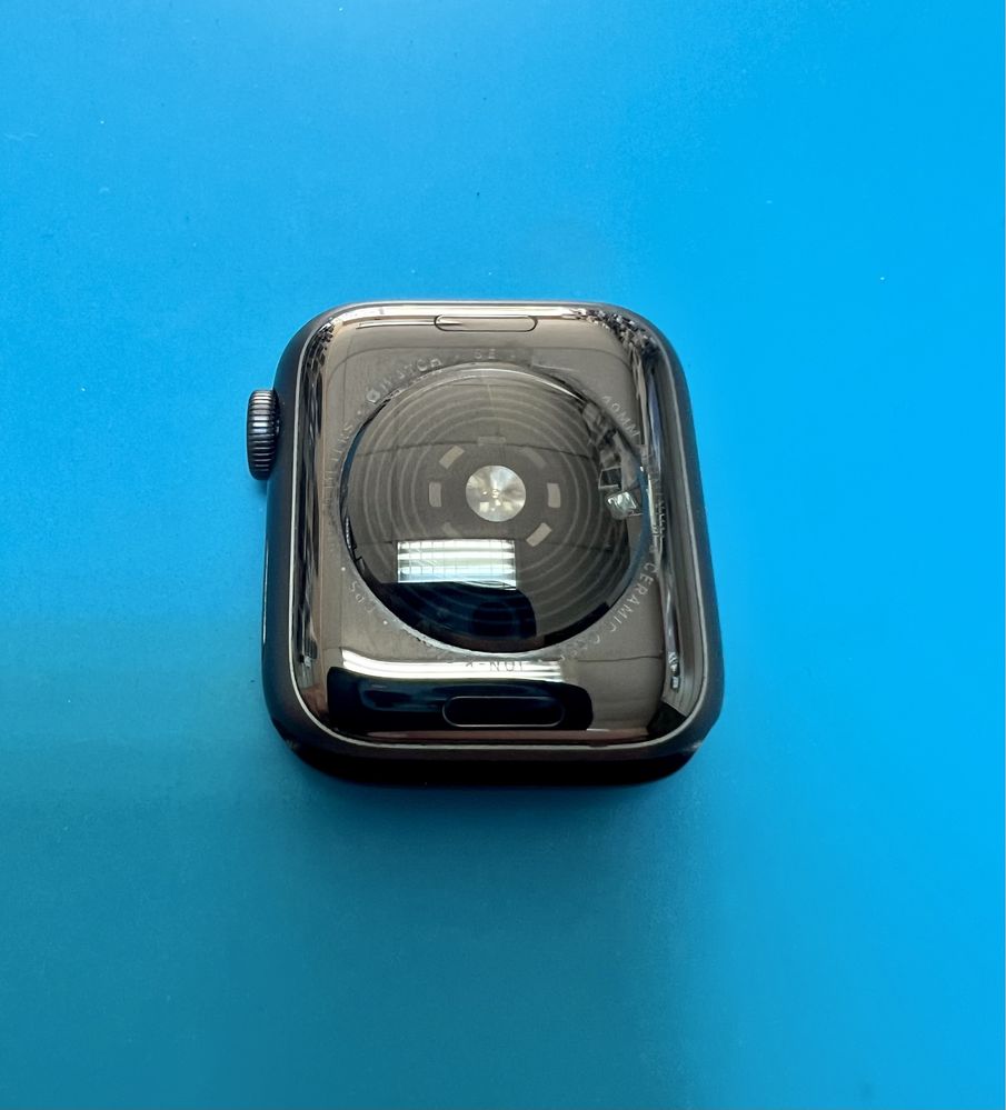 Apple Watch SE 40mm iCloud