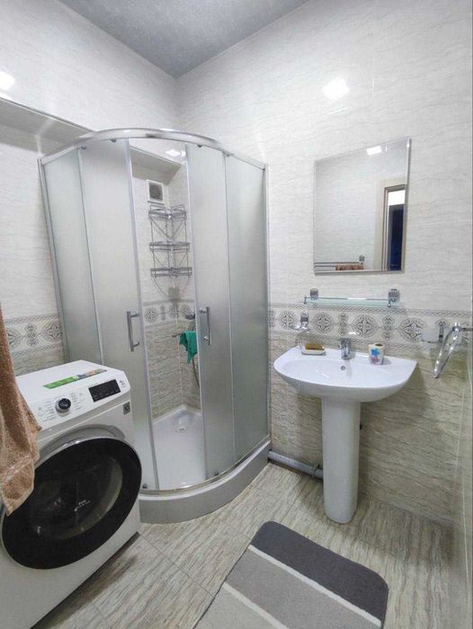 Сдается Шикарная 2-х ком квартира на Алайском! Ц-2! 2/2/9