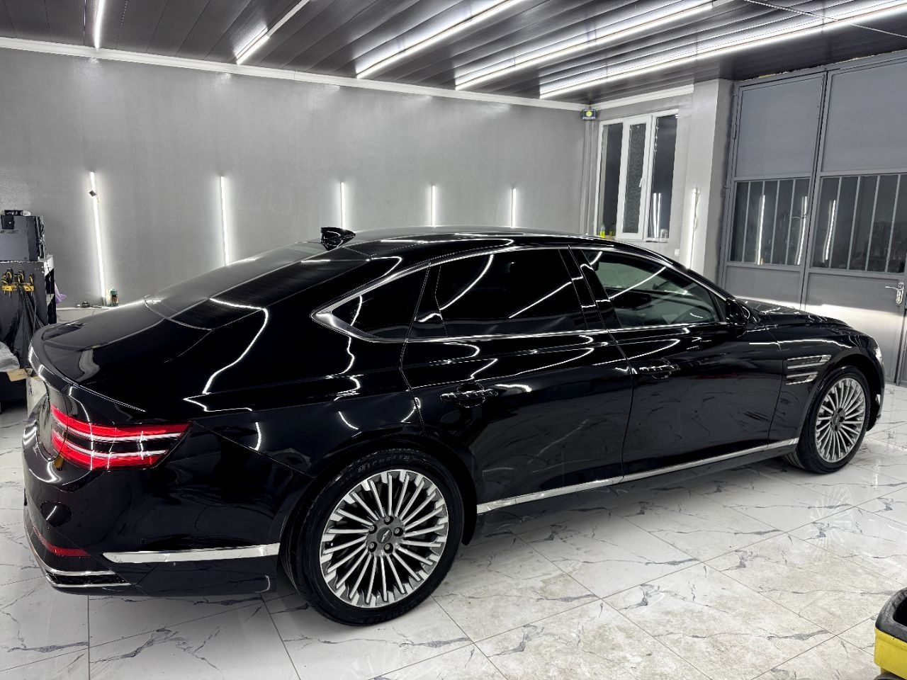 Genesis g80 Ev 2022 (restayling 2024)