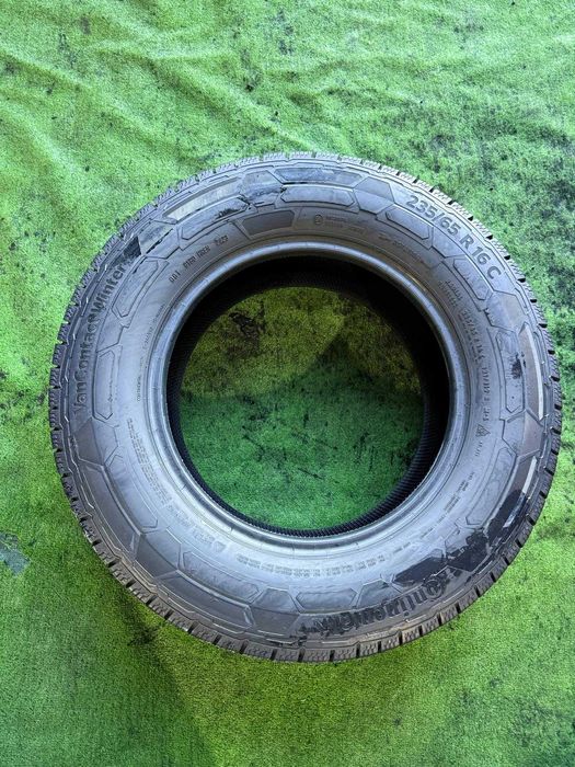 Anvelope Iarna 235/65/16C Continental