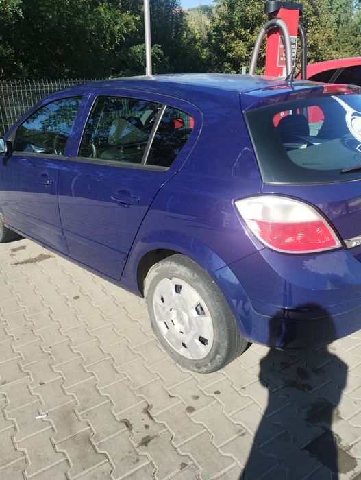 Opel Astra H ,motor 1.9 an de fabricație 2006