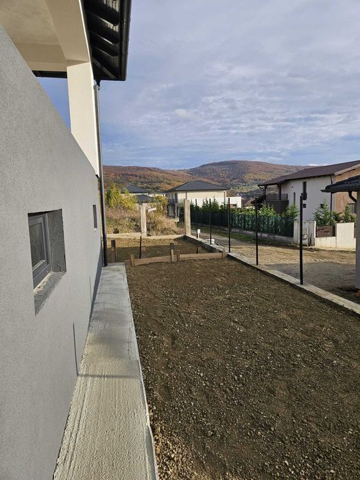 Casa de vanzare livada Meses