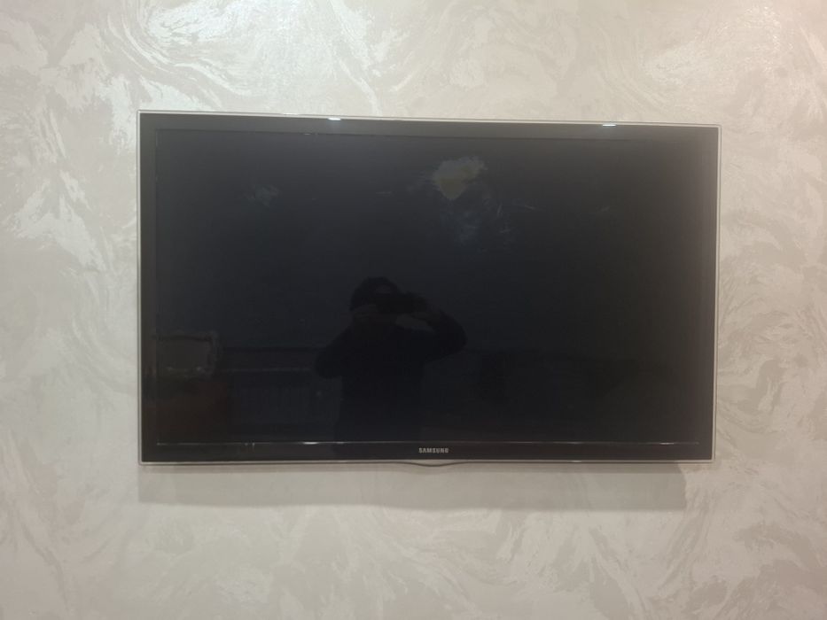 Продам телевизор Samsung