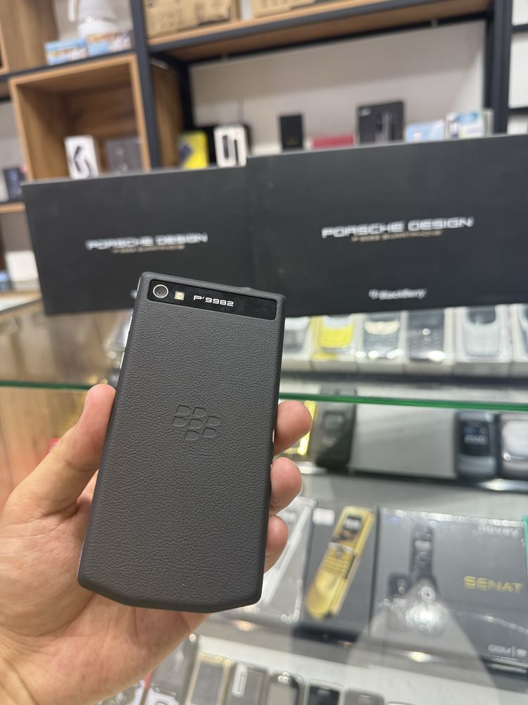 Black berry PorsChe Design новый пачка