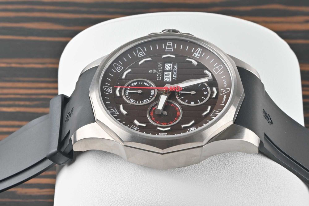 НОВ CORUM Admirals Cup Legend Chronograph Automatic 47мм