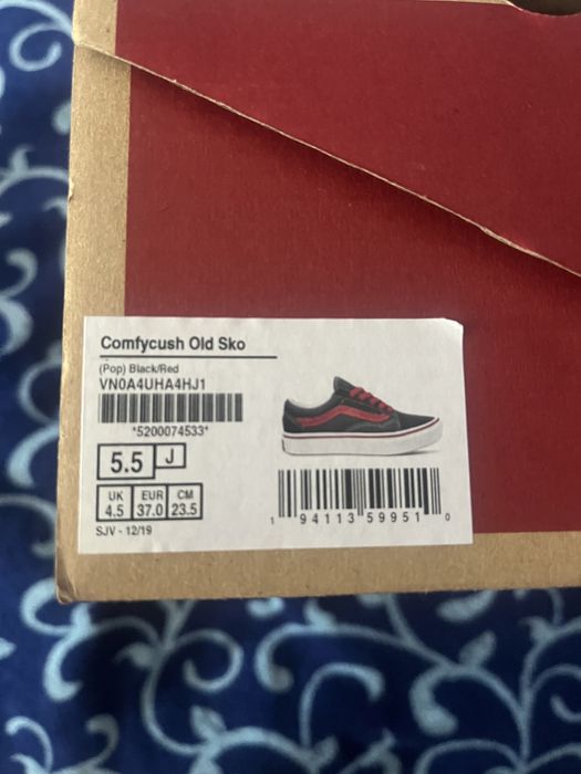 Vans”Off the wall”