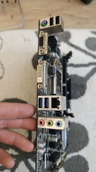 Placa de baza GIGABYTE GA-H81-DS2V cu socket 1150