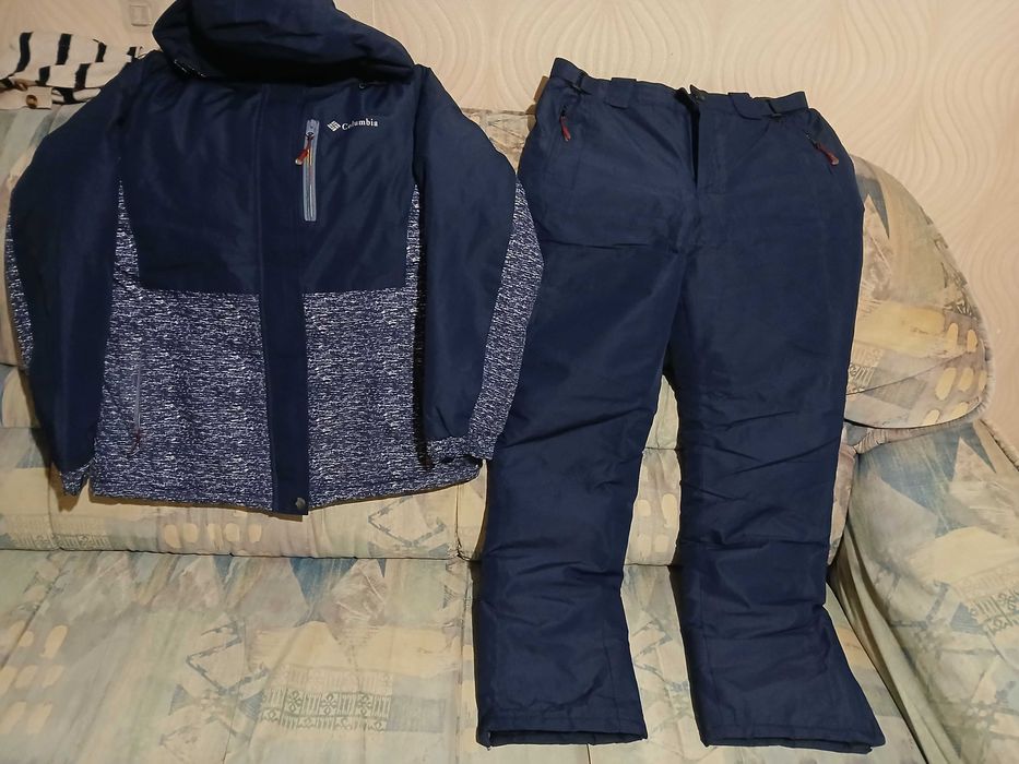 Продам лыжный костюм в идеальном состоянии.