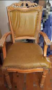 Кресло старинное на реставрацию