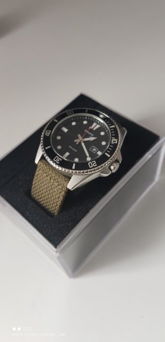 Casio MDV-107 Duro и Lorus Chronograph