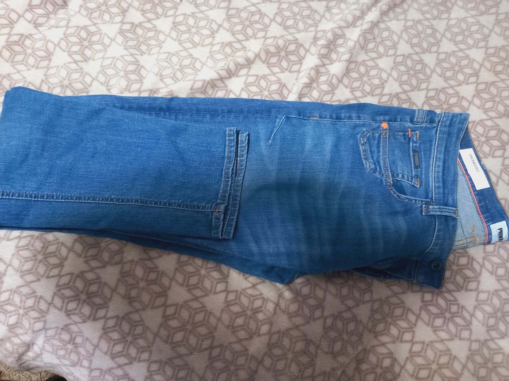 Blugi Pioneer Authentic