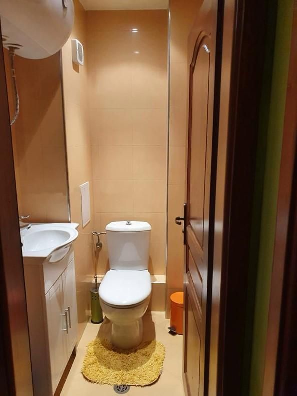 Дава се под наем Тристаен апартамент в София, Център - 92 кв.м за 750 € - Снимка #7