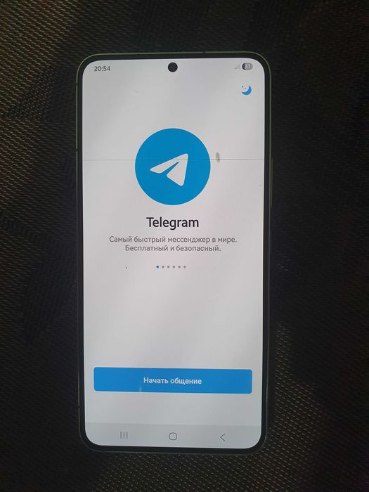 Продам Samsung s22