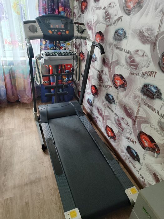 Продаётся беговая дорожка