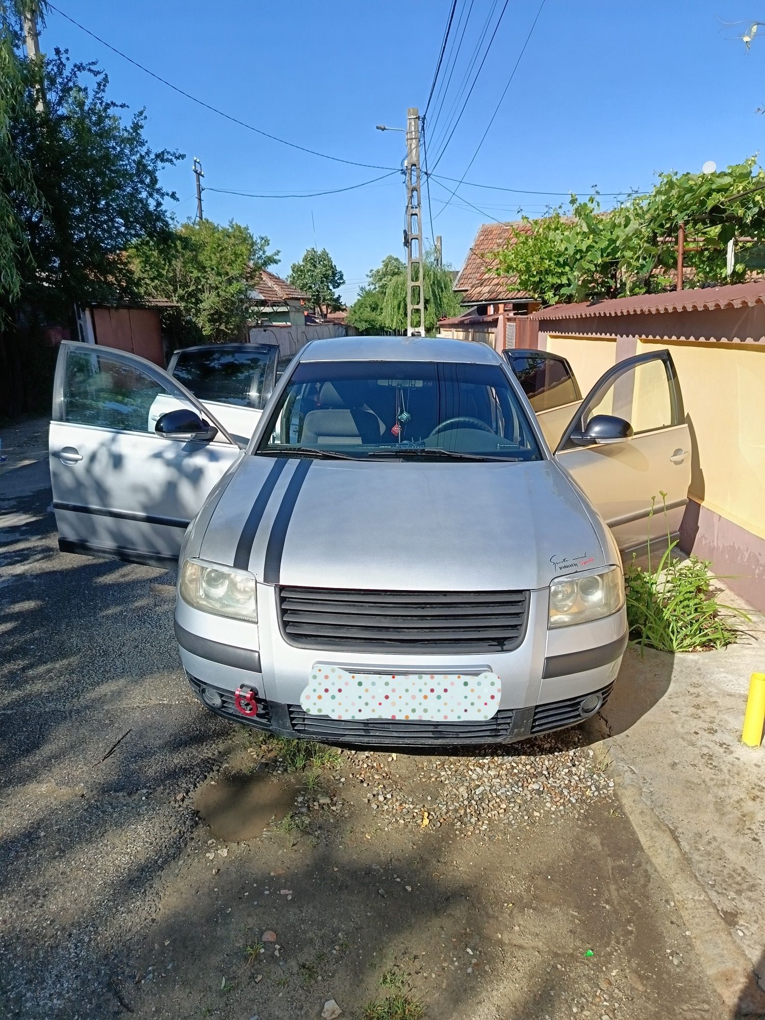 Vând Passat B 5.5