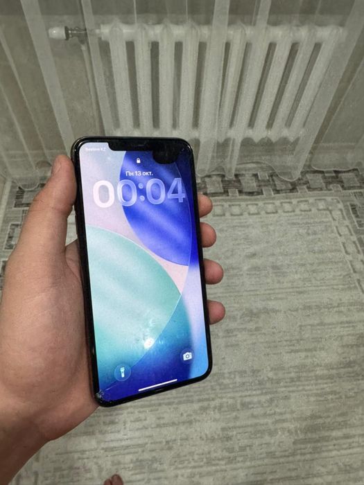 Продам Iphone 11 Pro max