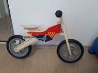 Vand bicicleta din lemn  fara pedale
