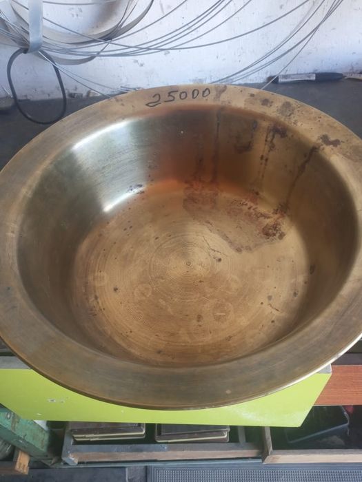 Продам советский латунный тазик на 12 литров