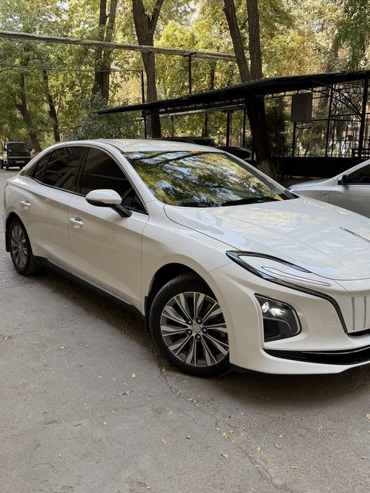 Hongqi eqm5 full zapas xod 500 km kraska toza 100 % ozimmi moshinam