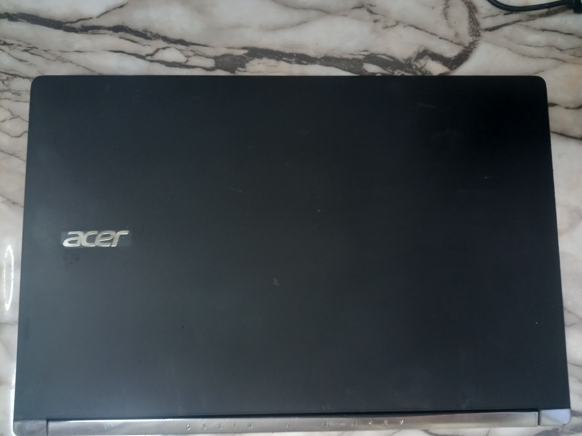 Лаптоп Acer Aspire V Nitro 15.6 Intel Core I5-5200U 8gb GT 940M