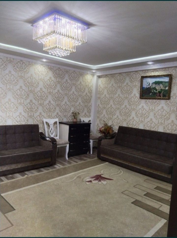 Продаётся 3комнатная квартира.Яккасарай!