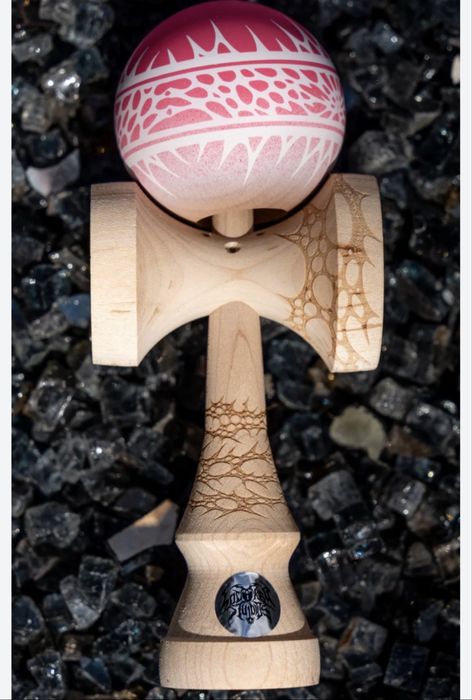 Kendama locked studios pro model noua mai buna decat cea miguel