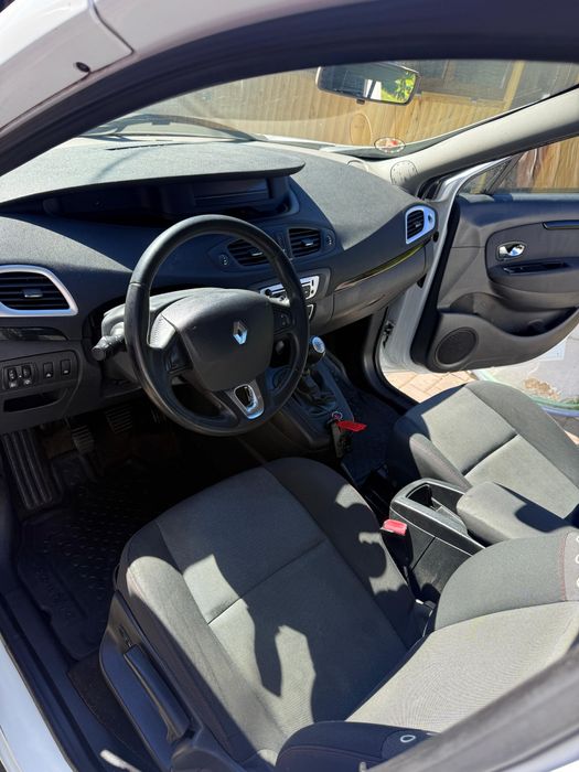 Renault  grande scenic 7 locuri