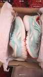 Adidasi Reebok noi