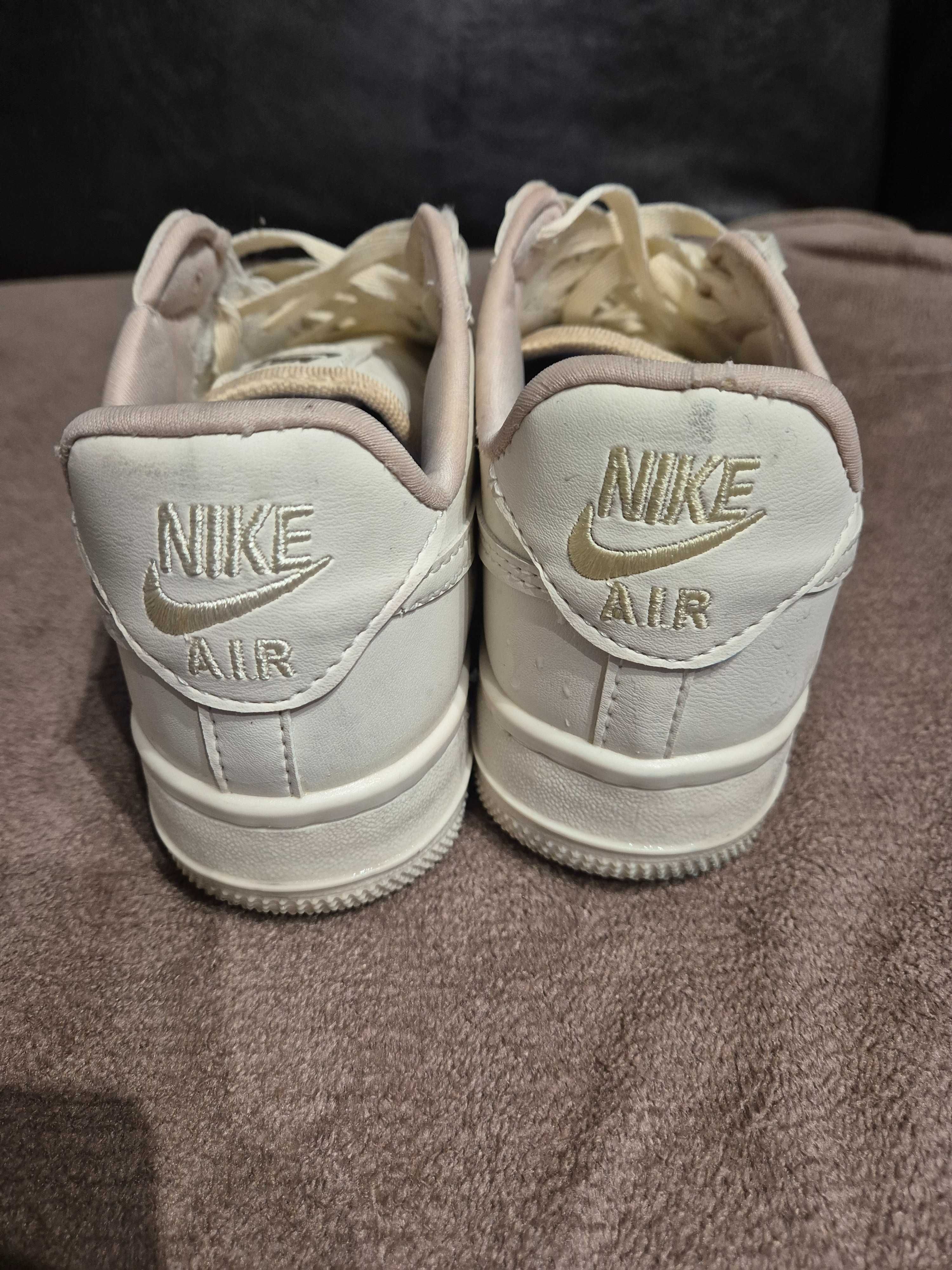 Дамски маратонки NIKE Air Dior