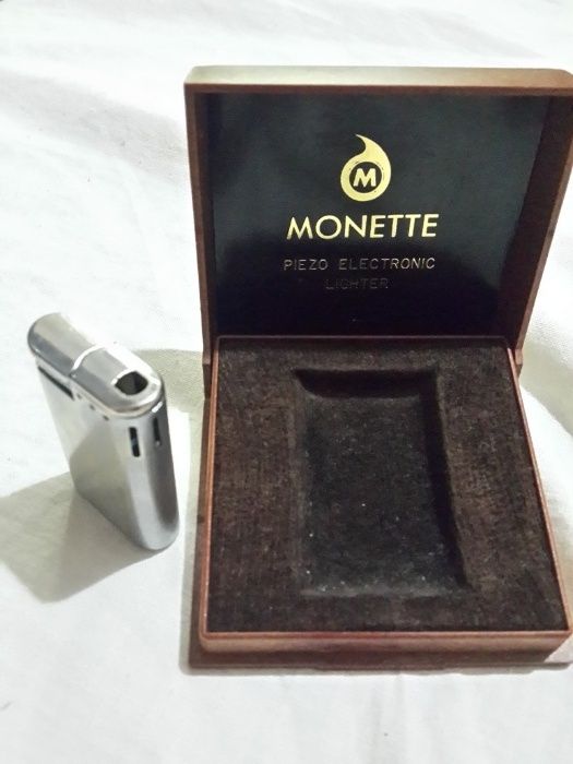 зажигалка газовая винтажная