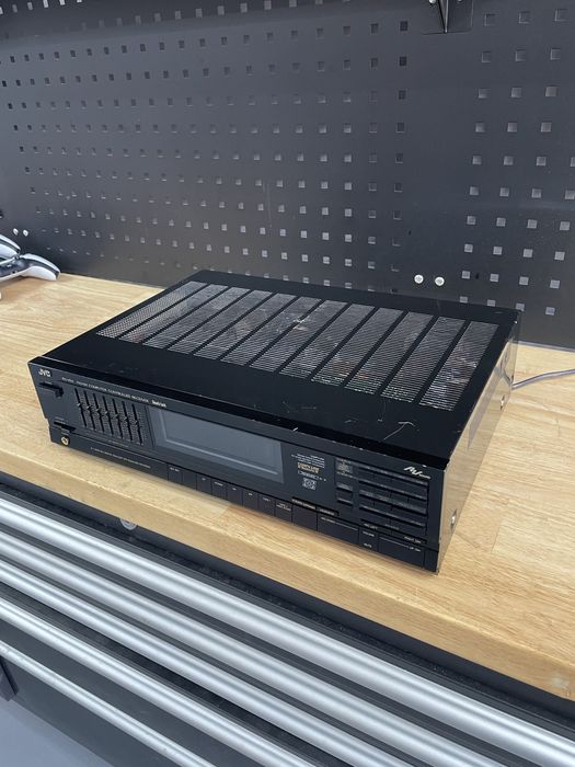 Jvc rx 450 amplificator stereo cu radio 50W 8ohmi