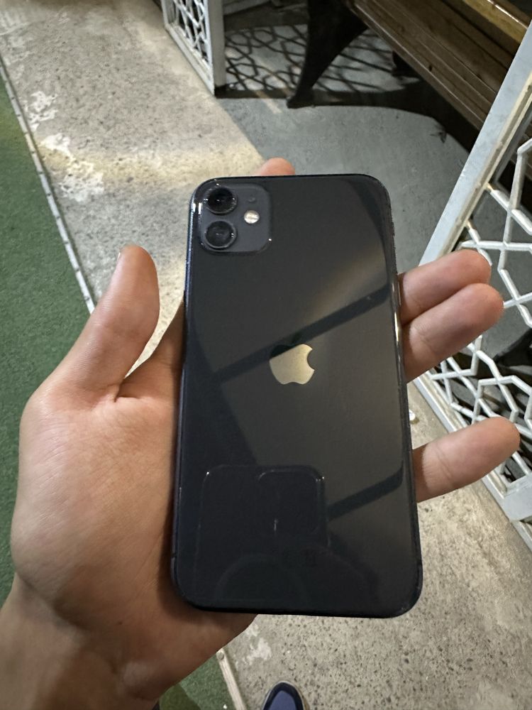 iPhone 11 Black