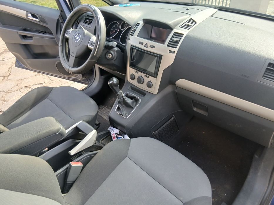 Vand Opel zafira 1,7 D .an 2009
