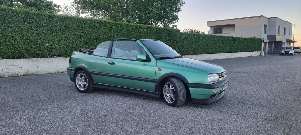 Golf 3 cabriolet 2.0 115 К.С Автоматик