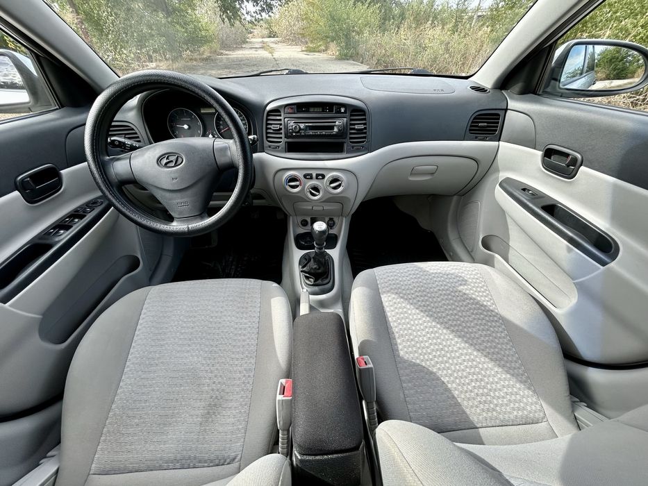 Hyundai Accent 1.5 diesel prima inmatriculare 2009 cu doar 141.000 km