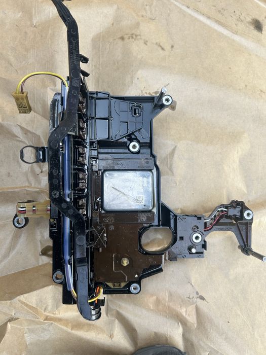 Calculator cutie bmw seria 5/7 g30/g11 3.0 xd 0260550122 6058008196