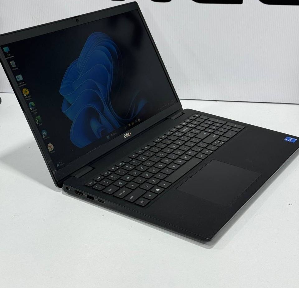 Dell Latitude 3520 notebook