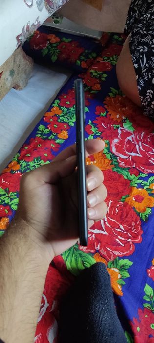 Redmi 12 C sotiladi