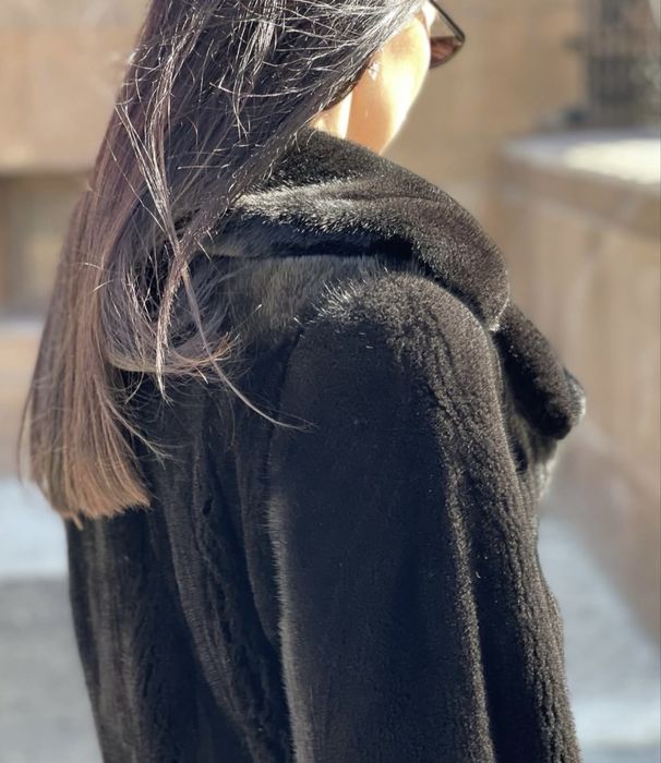 Продам норковую шубу. В отличном состоянии. Размер 40-42.