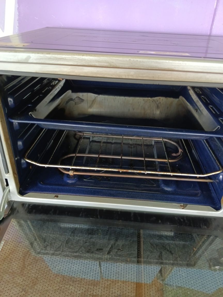 Продам духовую печь