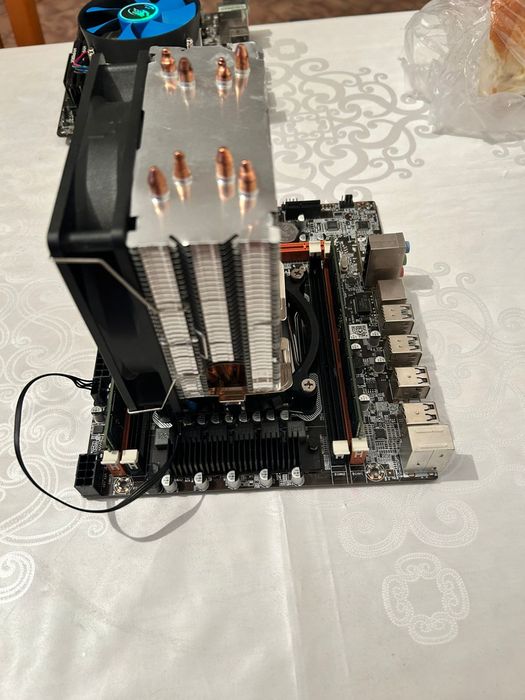 X99+Xeon E5 2666v3+32gb ddr3