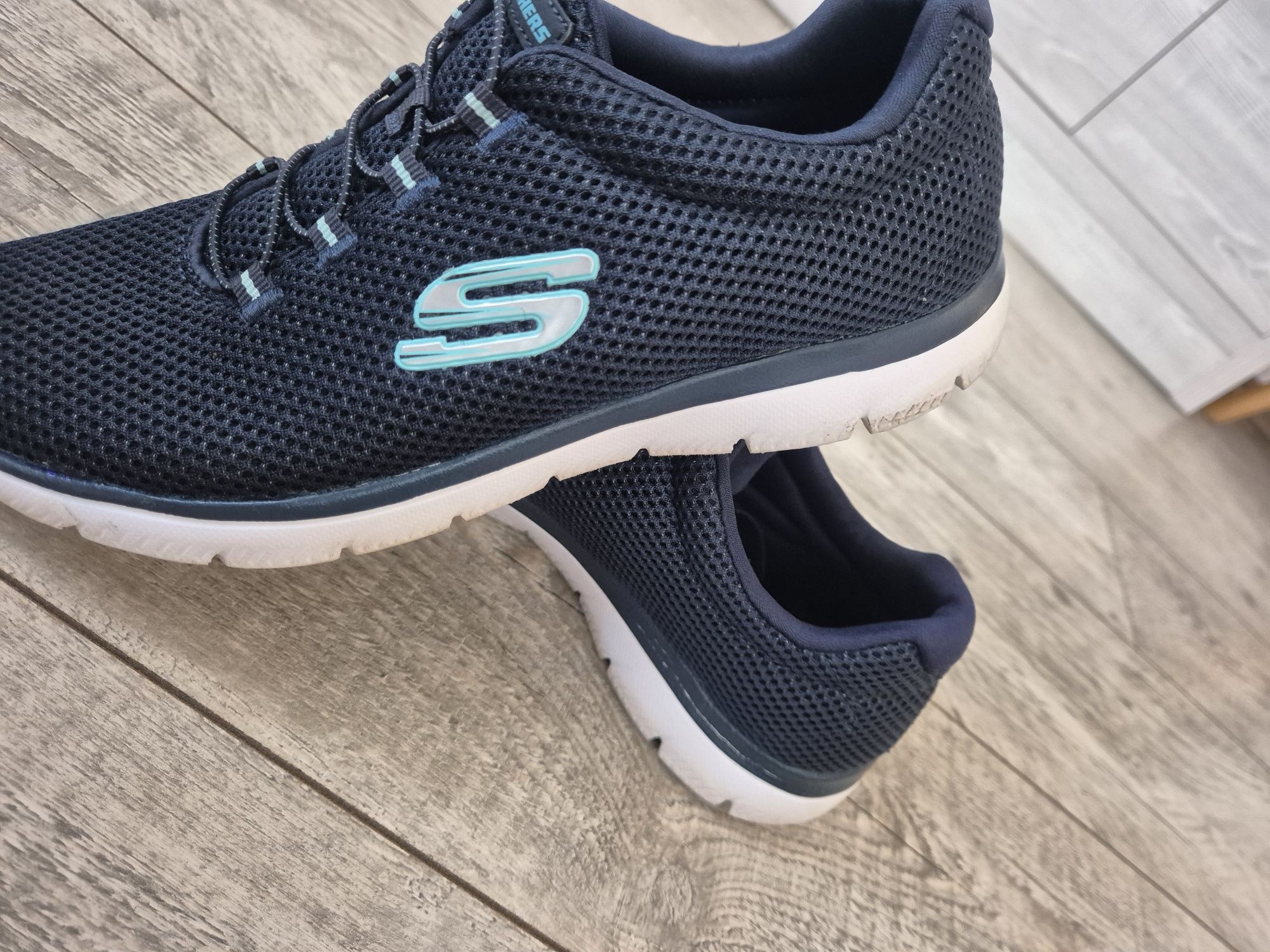 Skechers skechers