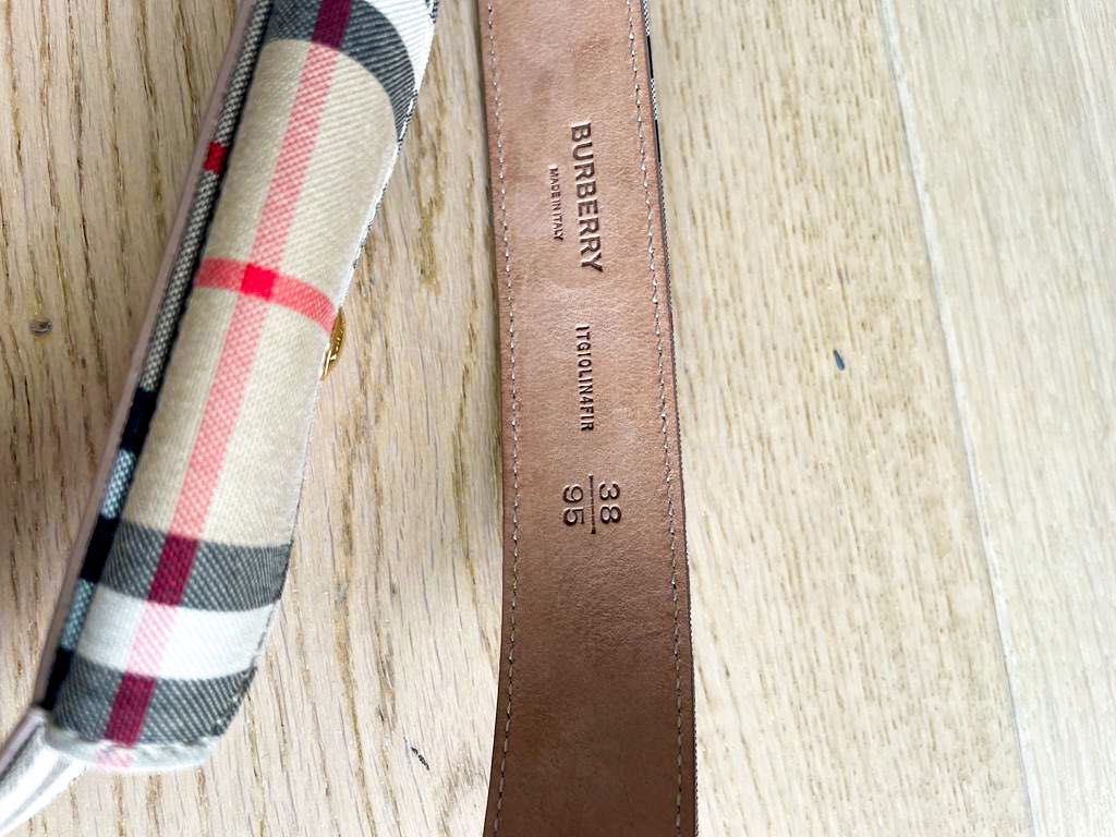 Burberry Envelope Detail Vintage Check Cotton Belt