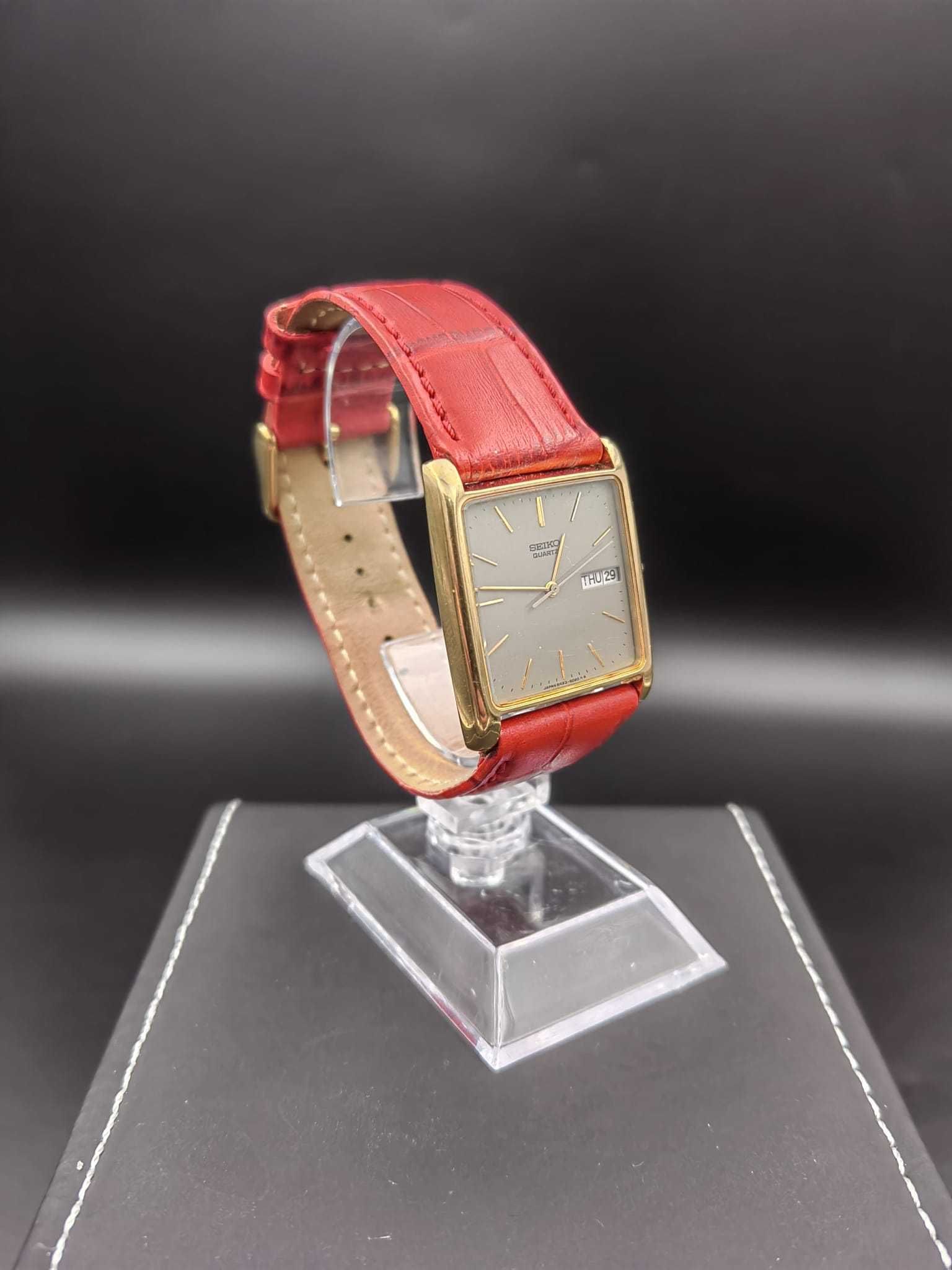 Pret redus - Seiko Square-Itm.LO 810