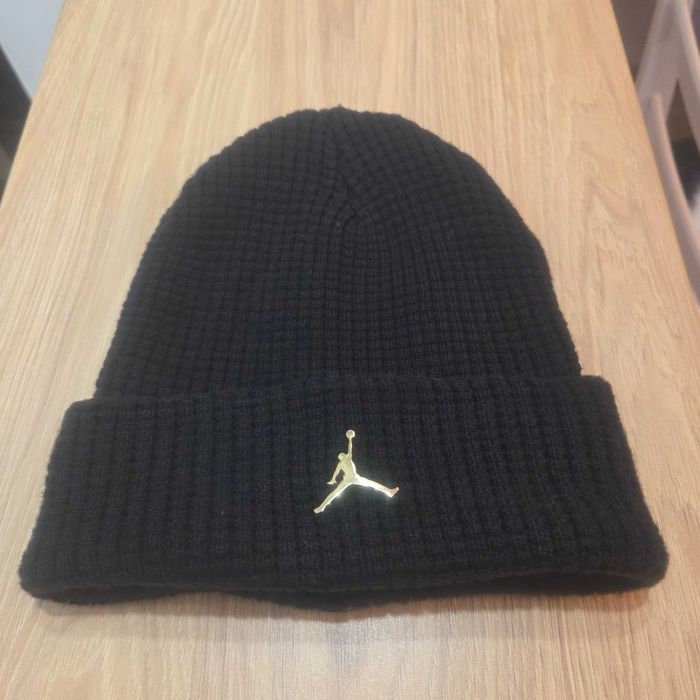 Зимна шапка Jordan