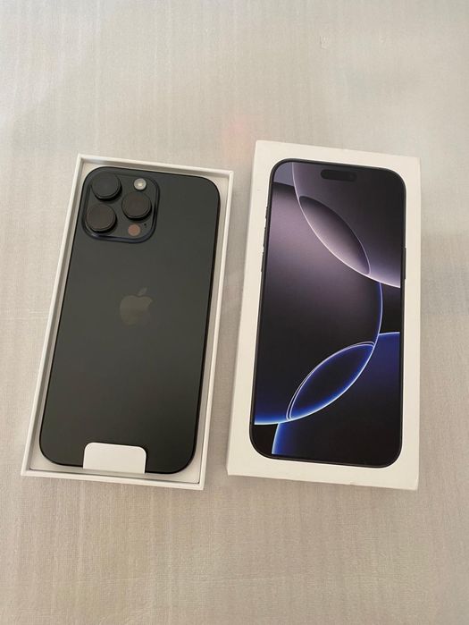 IPhone 16 pro max 256gb 59 cicluri de încărcare