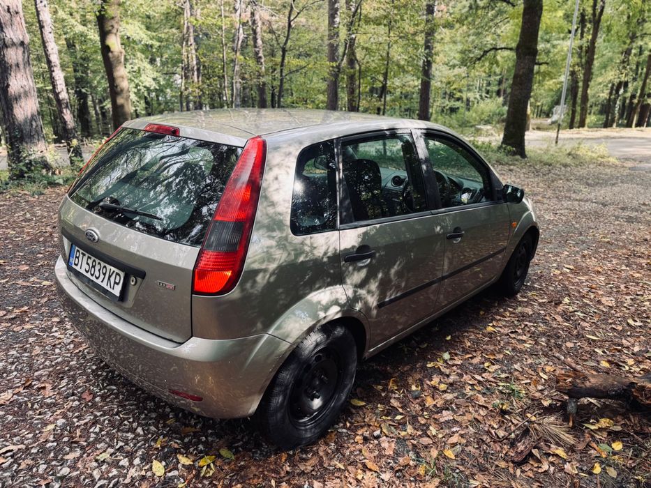 Форд Фиеста 1.4 tdci