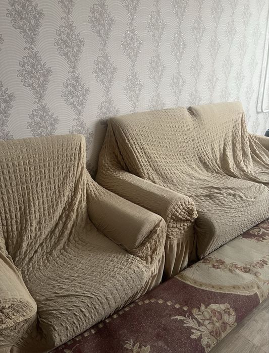 продам б/у диван недорого