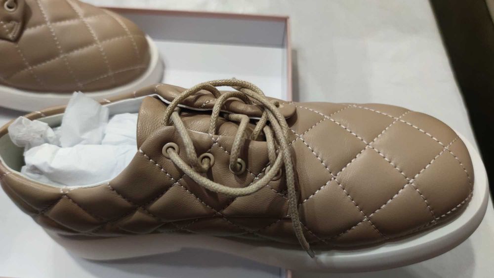 Продавам чисто нови дамски обувки Дима стил ест. кожа 38-ми номер